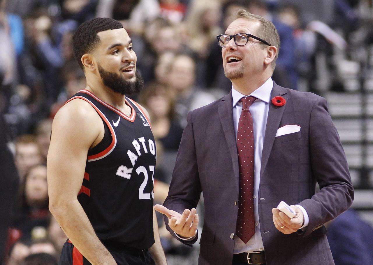 控制合同条 控制合同条